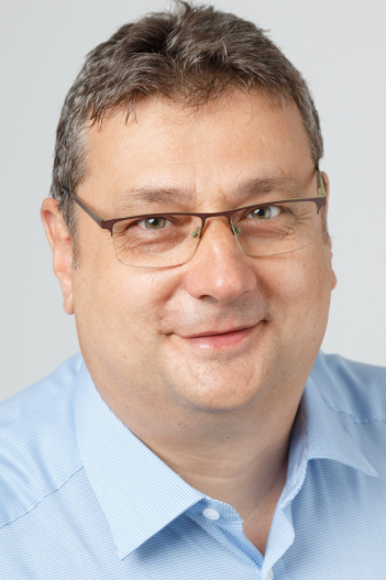 László Izsó business mentor